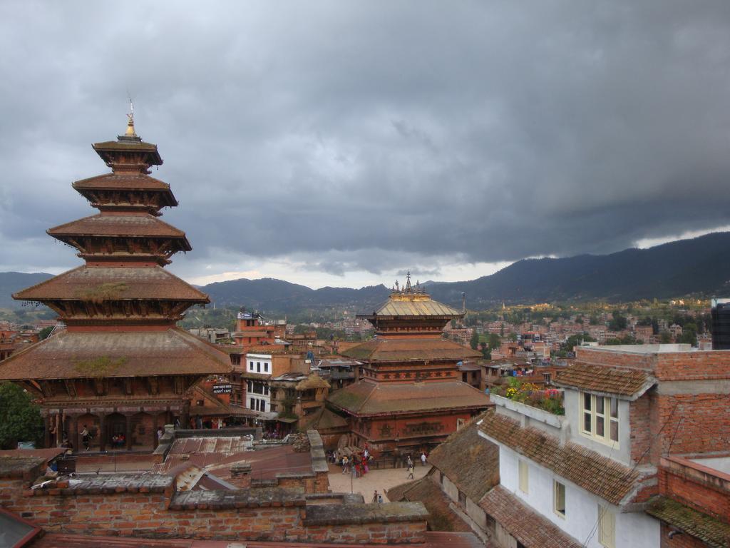 Kumari Guest House Bhaktapur Bagian luar foto