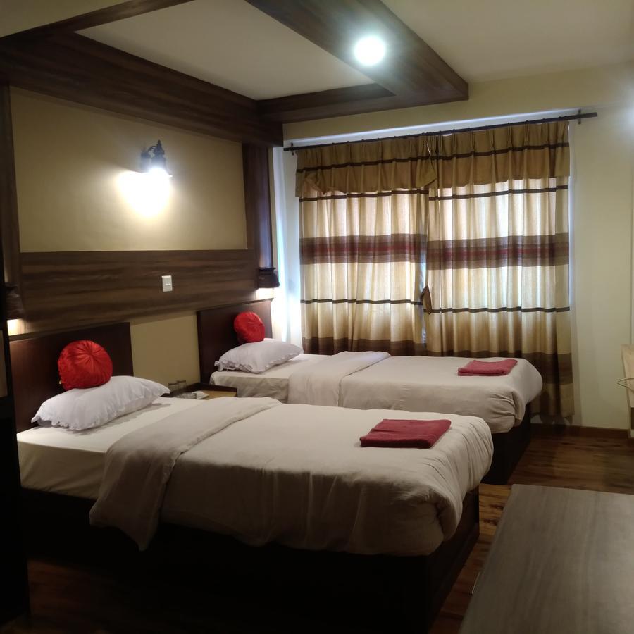 Kumari Guest House Bhaktapur Bagian luar foto