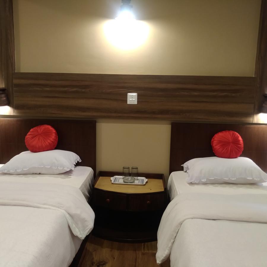 Kumari Guest House Bhaktapur Bagian luar foto