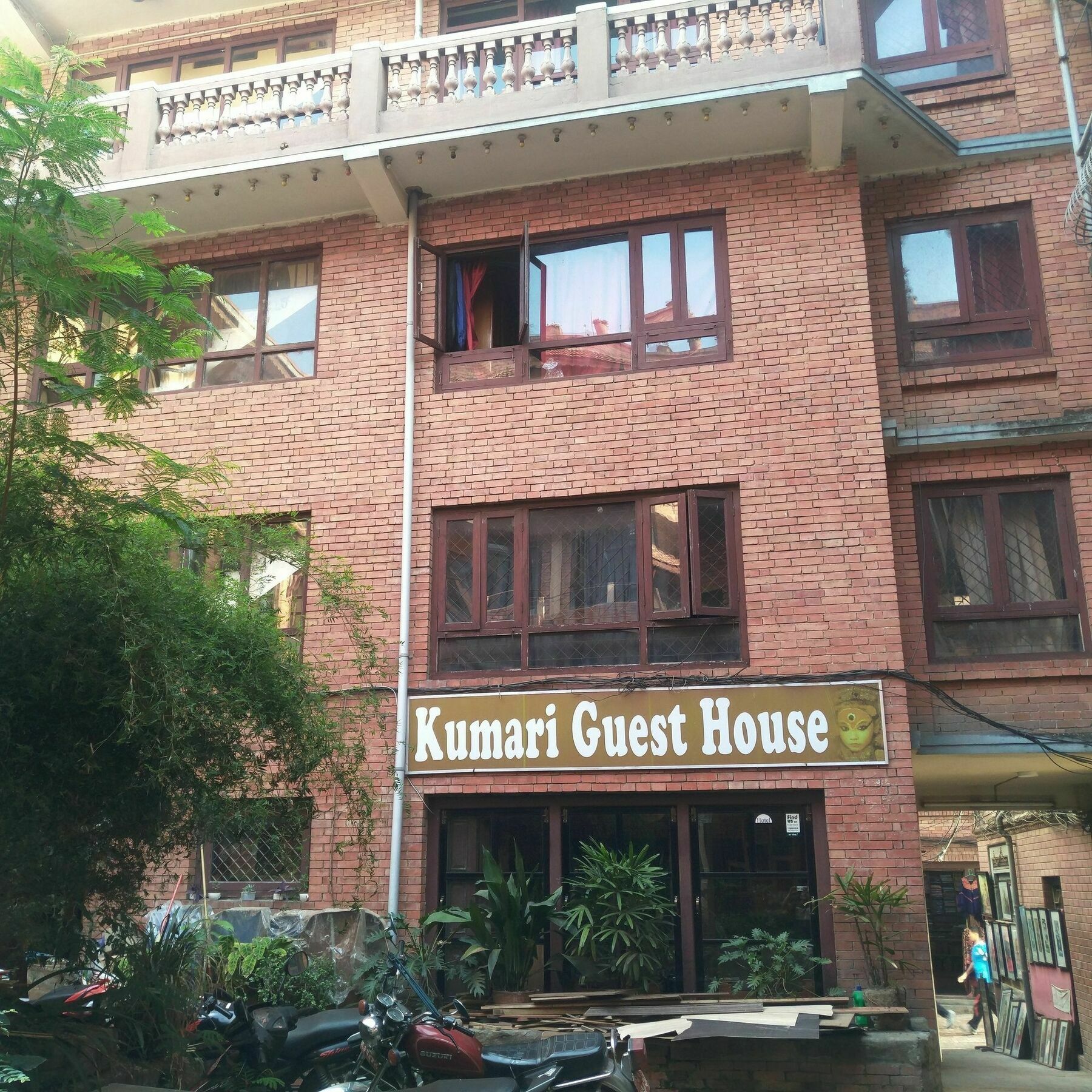 Kumari Guest House Bhaktapur Bagian luar foto