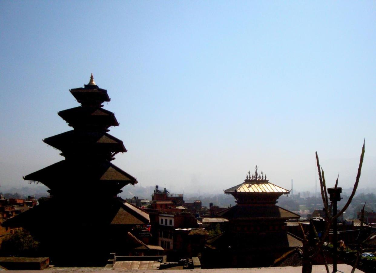 Kumari Guest House Bhaktapur Bagian luar foto