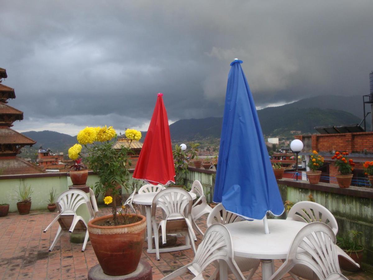 Kumari Guest House Bhaktapur Bagian luar foto