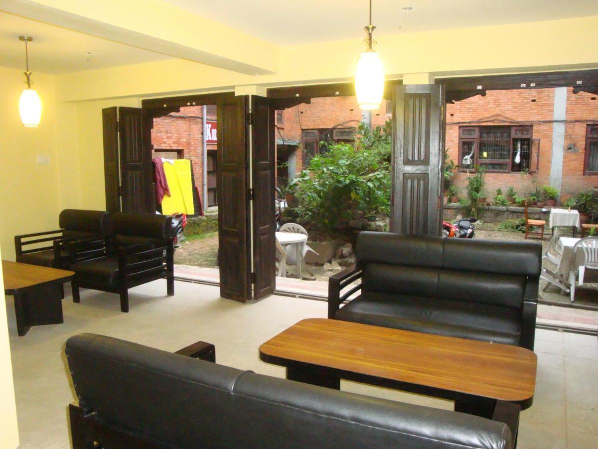 Kumari Guest House Bhaktapur Bagian luar foto